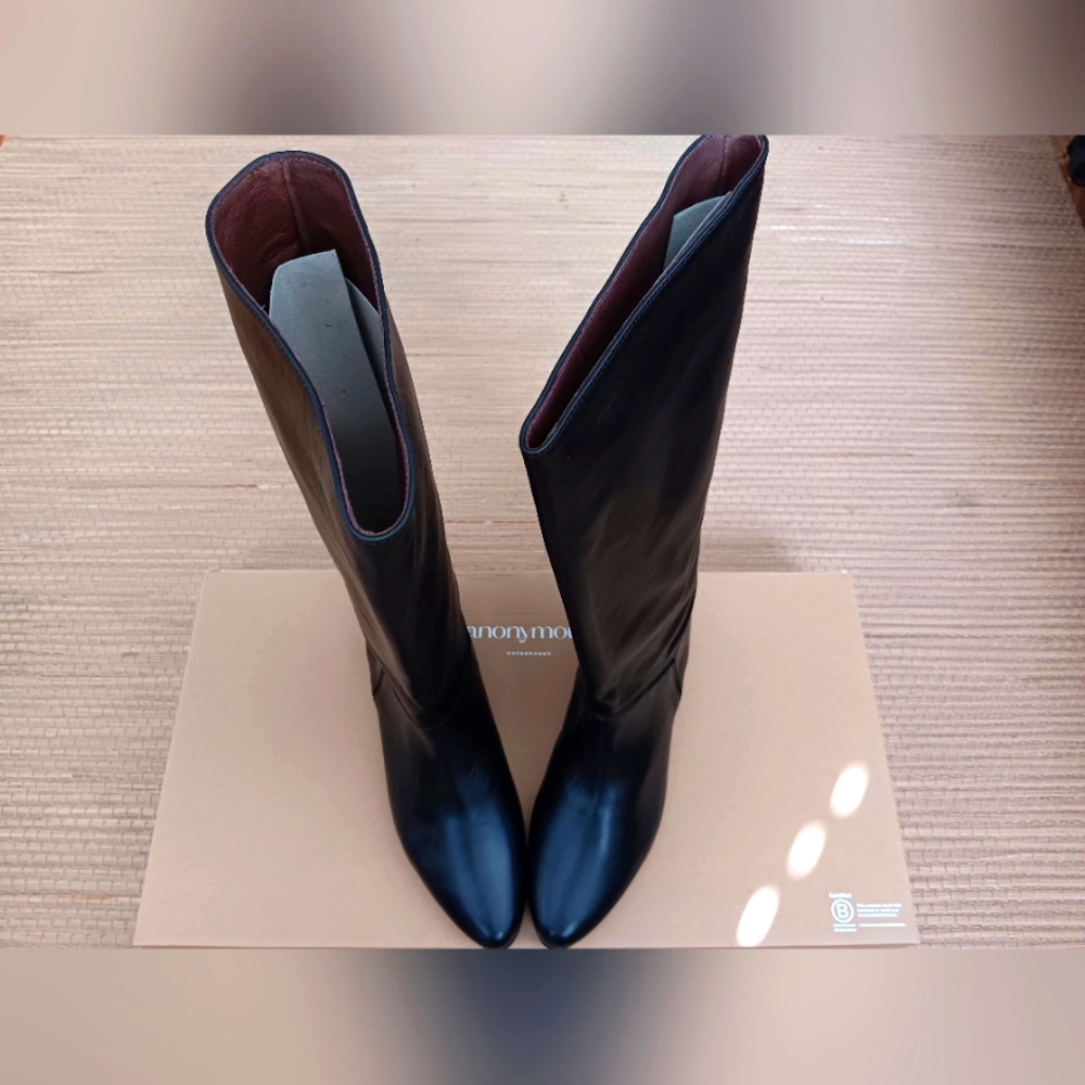 Black Leather High Boots